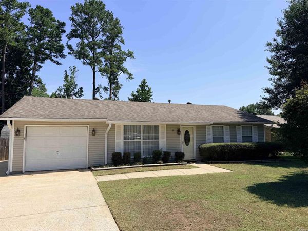 15 Parkridge Drive, North Little Rock, AR 72120