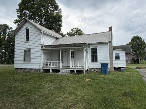 1076 Burbank Road, Quincy, MI 49082