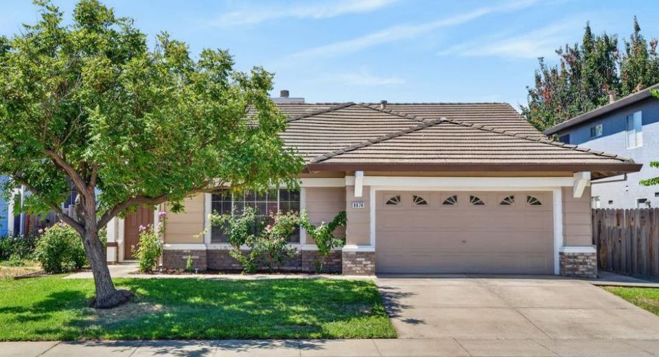 8874 Mandalay Way, Elk Grove, CA 95624 Photo