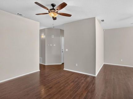 8874 Mandalay Way, Elk Grove, CA 95624 Photo