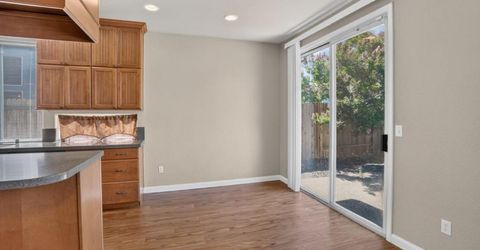 8874 Mandalay Way, Elk Grove, CA 95624 Photo