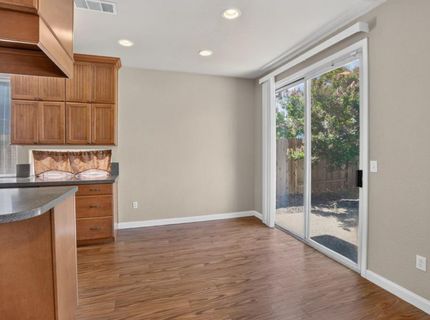 8874 Mandalay Way, Elk Grove, CA 95624 Photo