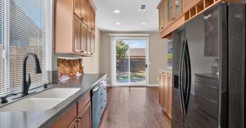 8874 Mandalay Way, Elk Grove, CA 95624 Photo