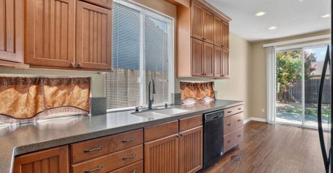 8874 Mandalay Way, Elk Grove, CA 95624 Photo