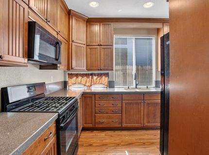 8874 Mandalay Way, Elk Grove, CA 95624 Photo