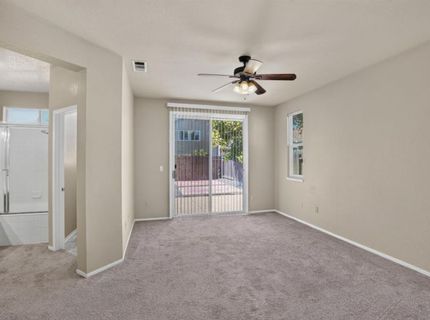 8874 Mandalay Way, Elk Grove, CA 95624 Photo