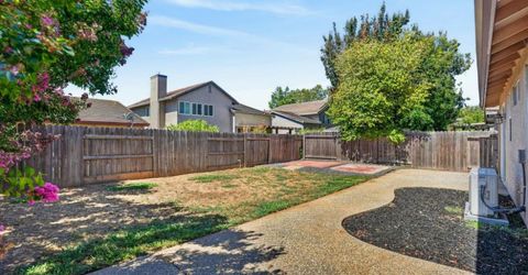 8874 Mandalay Way, Elk Grove, CA 95624 Photo