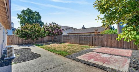 8874 Mandalay Way, Elk Grove, CA 95624 Photo