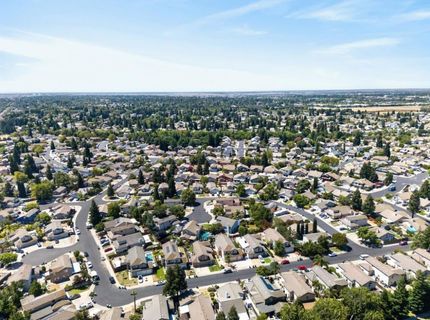 8874 Mandalay Way, Elk Grove, CA 95624 Photo