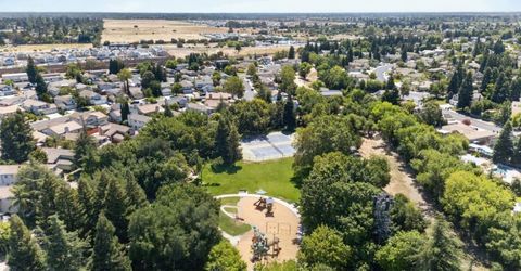 8874 Mandalay Way, Elk Grove, CA 95624 Photo