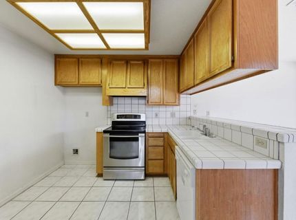 632 Florin Rd, Sacramento, CA 95831 Photo