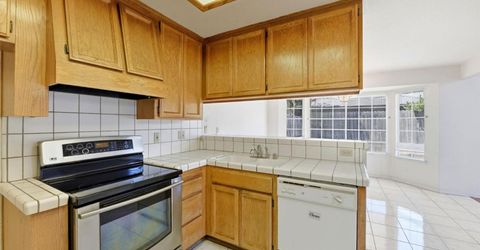 632 Florin Rd, Sacramento, CA 95831 Photo