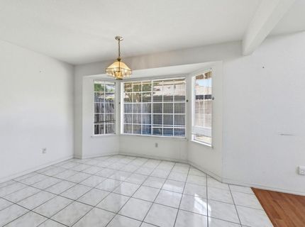 632 Florin Rd, Sacramento, CA 95831 Photo