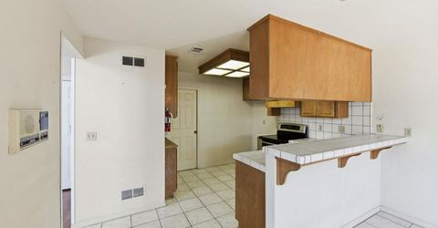 632 Florin Rd, Sacramento, CA 95831 Photo