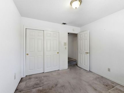 632 Florin Rd, Sacramento, CA 95831 Photo