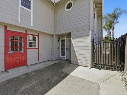 632 Florin Rd, Sacramento, CA 95831 Photo