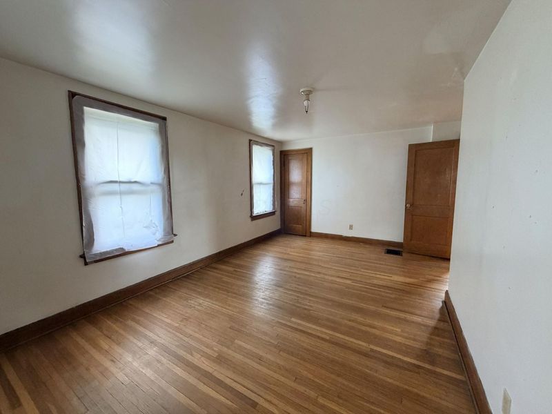 1231 E 20th Avenue , Columbus, OH 43211 Photo 15
