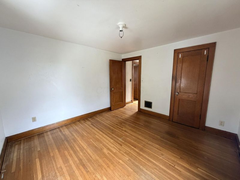1231 E 20th Avenue , Columbus, OH 43211 Photo 17