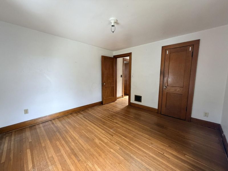 1231 E 20th Avenue , Columbus, OH 43211 Photo 18