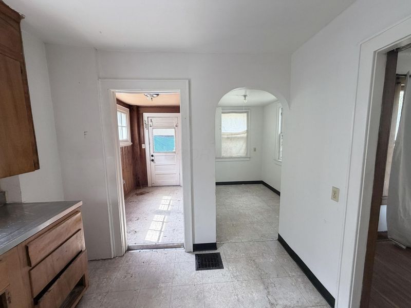 1231 E 20th Avenue , Columbus, OH 43211 Photo 5
