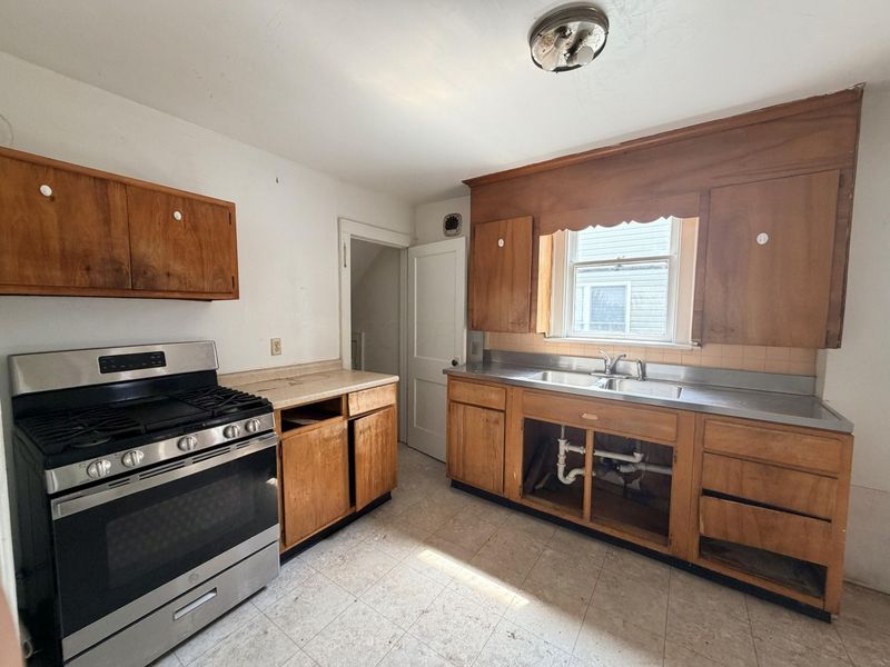 1231 E 20th Avenue , Columbus, OH 43211 Photo 6