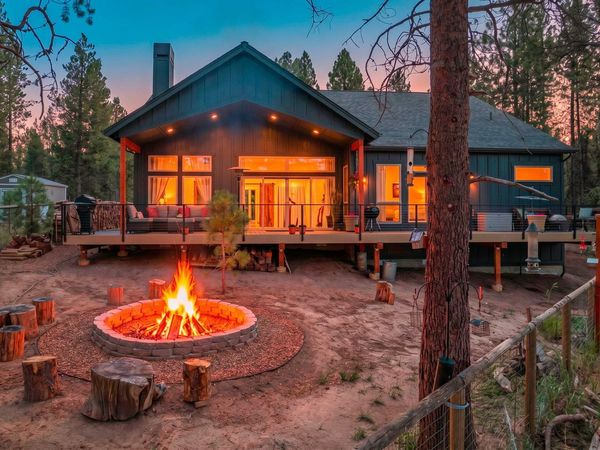 54635 Silver Fox Drive, Bend, OR 97707
