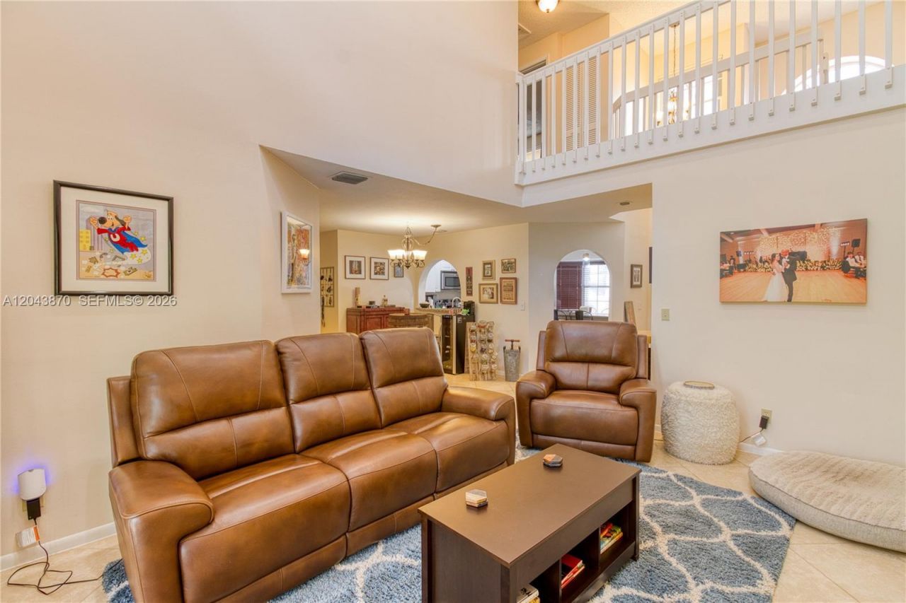 11415 Lakeview Dr, Unit 2-D, Coral Springs, FL 33071 Photo