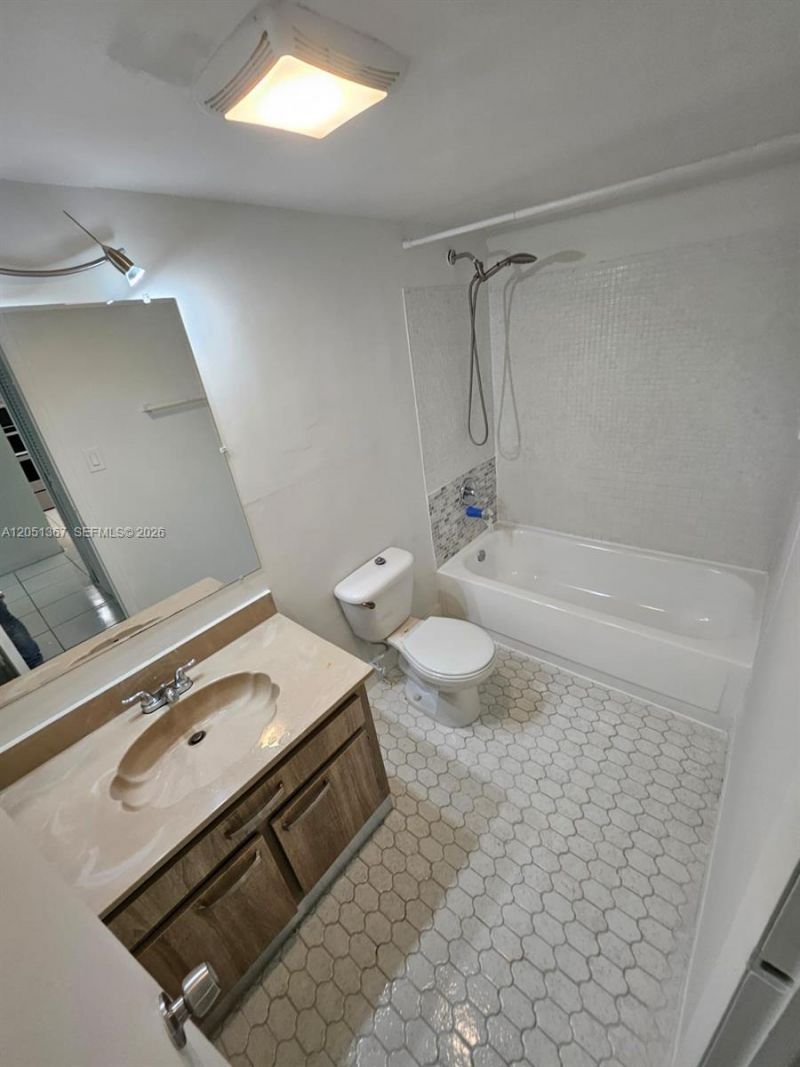 12035 NE 2nd Ave, Unit A409, North Miami, FL 33161 Photo
