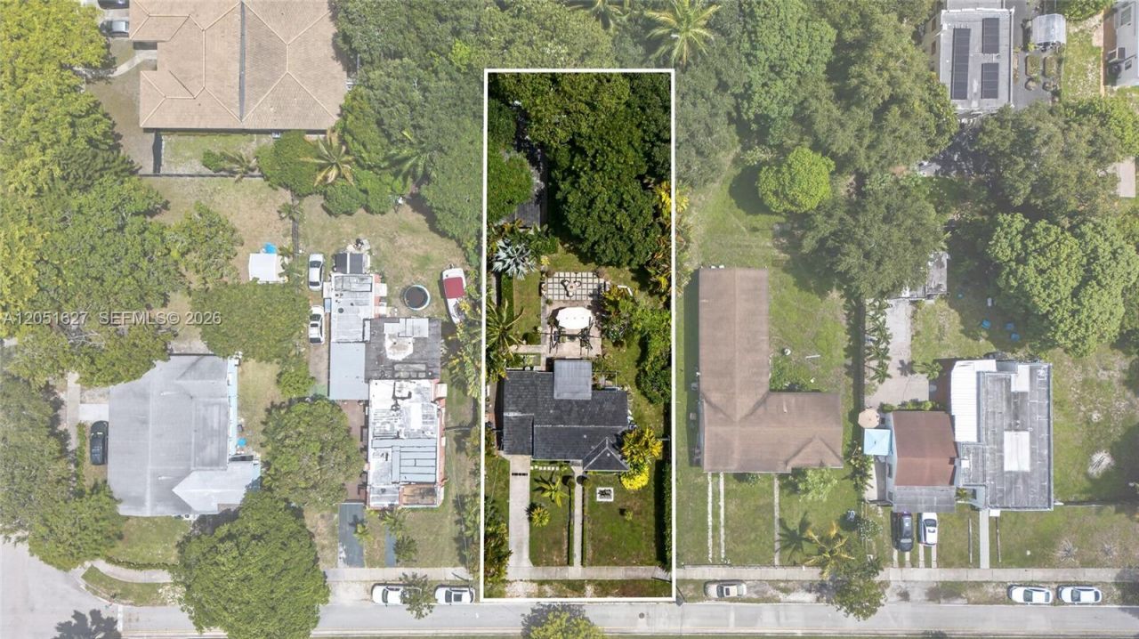 467 NE 129th St , North Miami, FL 33161 Photo