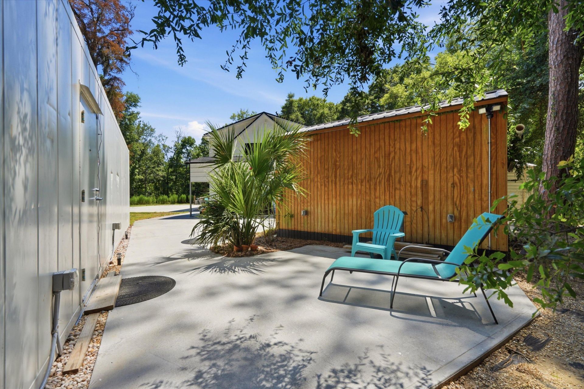 8246 Oyster Factory Road Photo 45