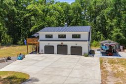 8246 Oyster Factory Road photo 4