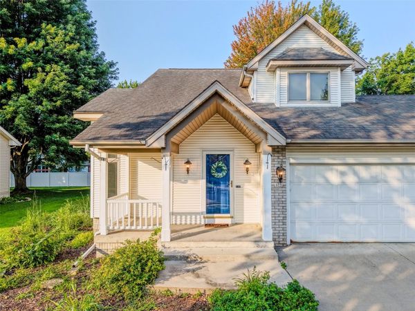 45 Heron Circle, Iowa City, IA 52245