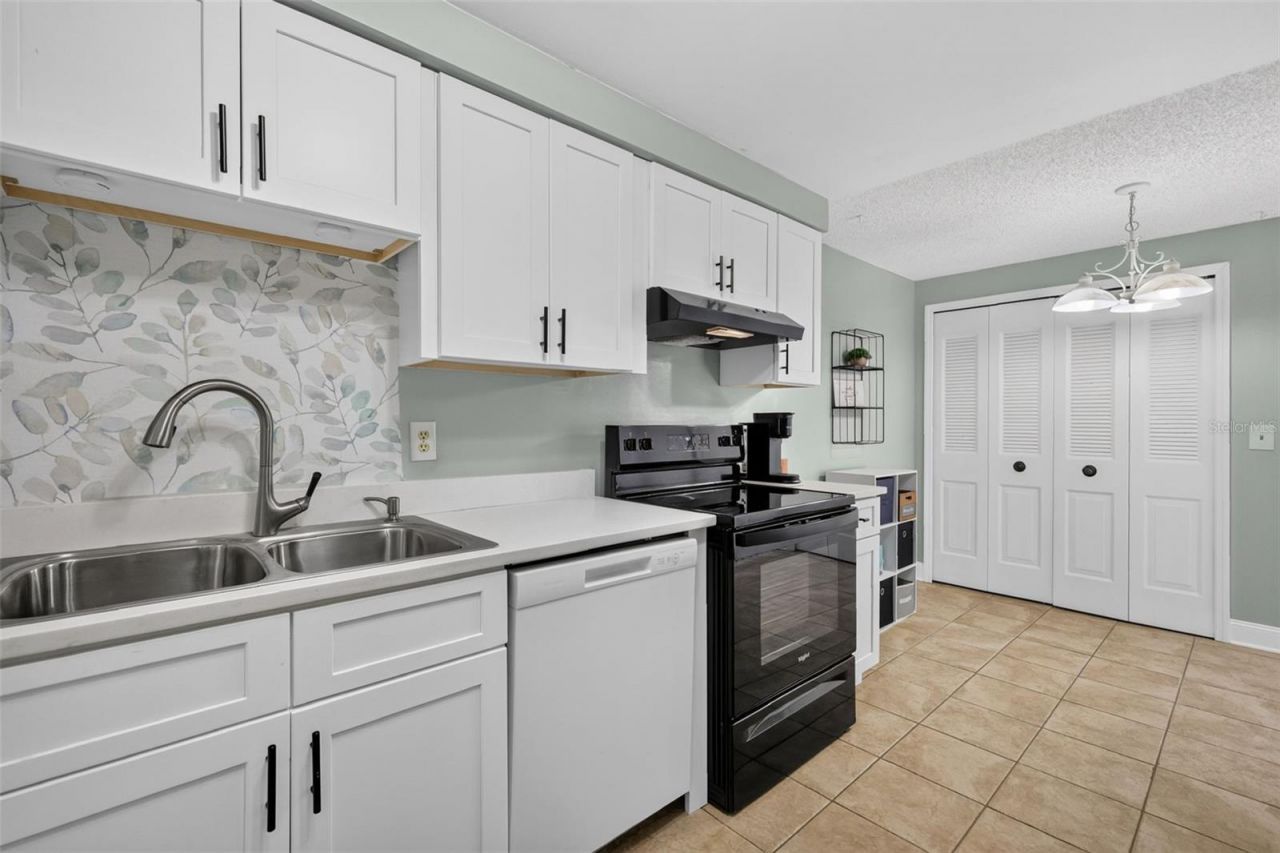 612 Woodridge Drive, Casselberry, FL 32730 Photo