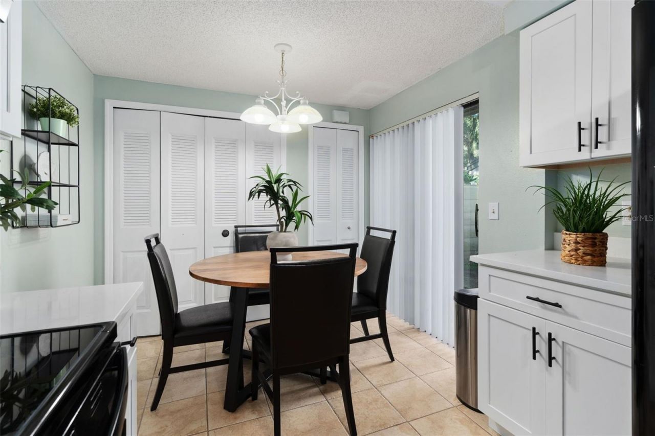 612 Woodridge Drive, Casselberry, FL 32730 Photo