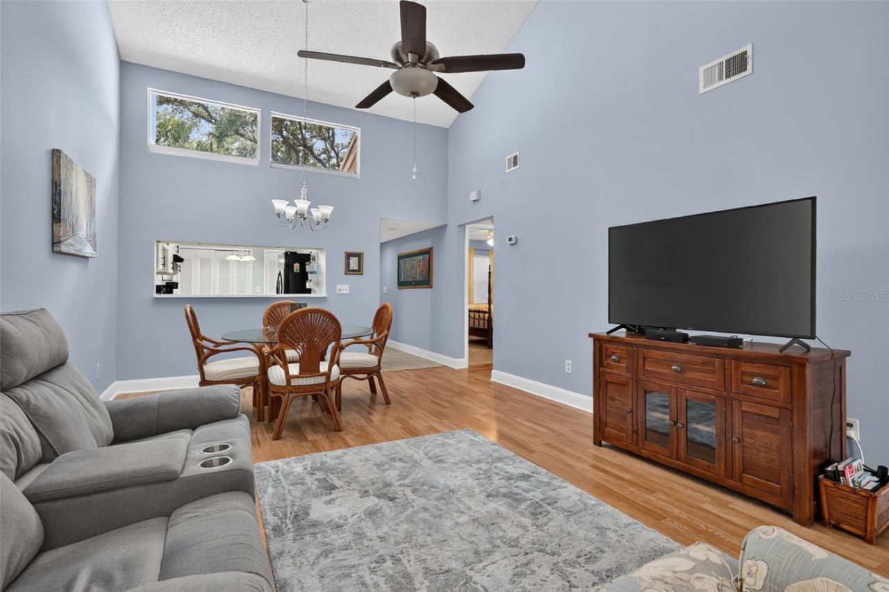 612 Woodridge Drive , Casselberry, FL 32730 Photo