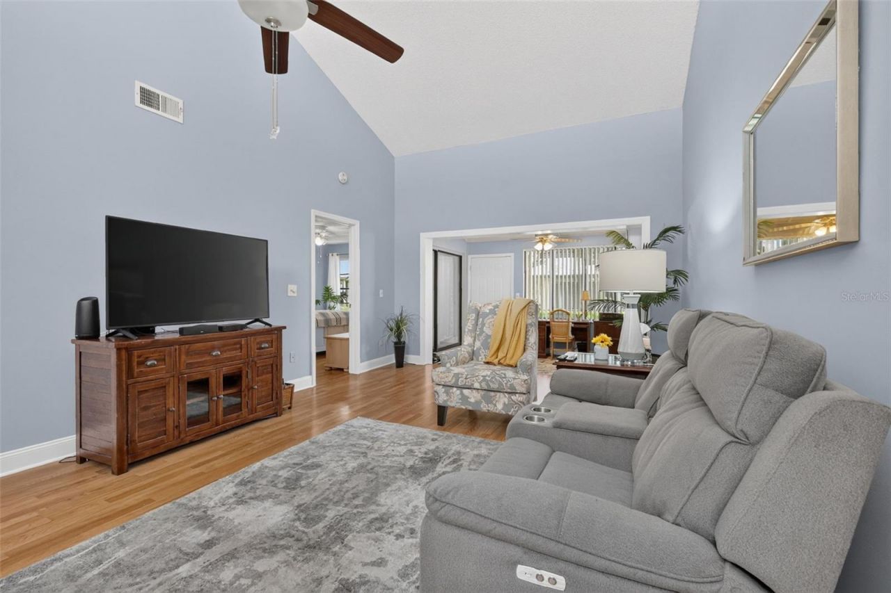 612 Woodridge Drive , Casselberry, FL 32730 Photo