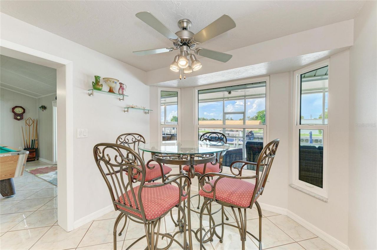 9907 Royal Palm Drive, Bradenton, FL 34210 Photo