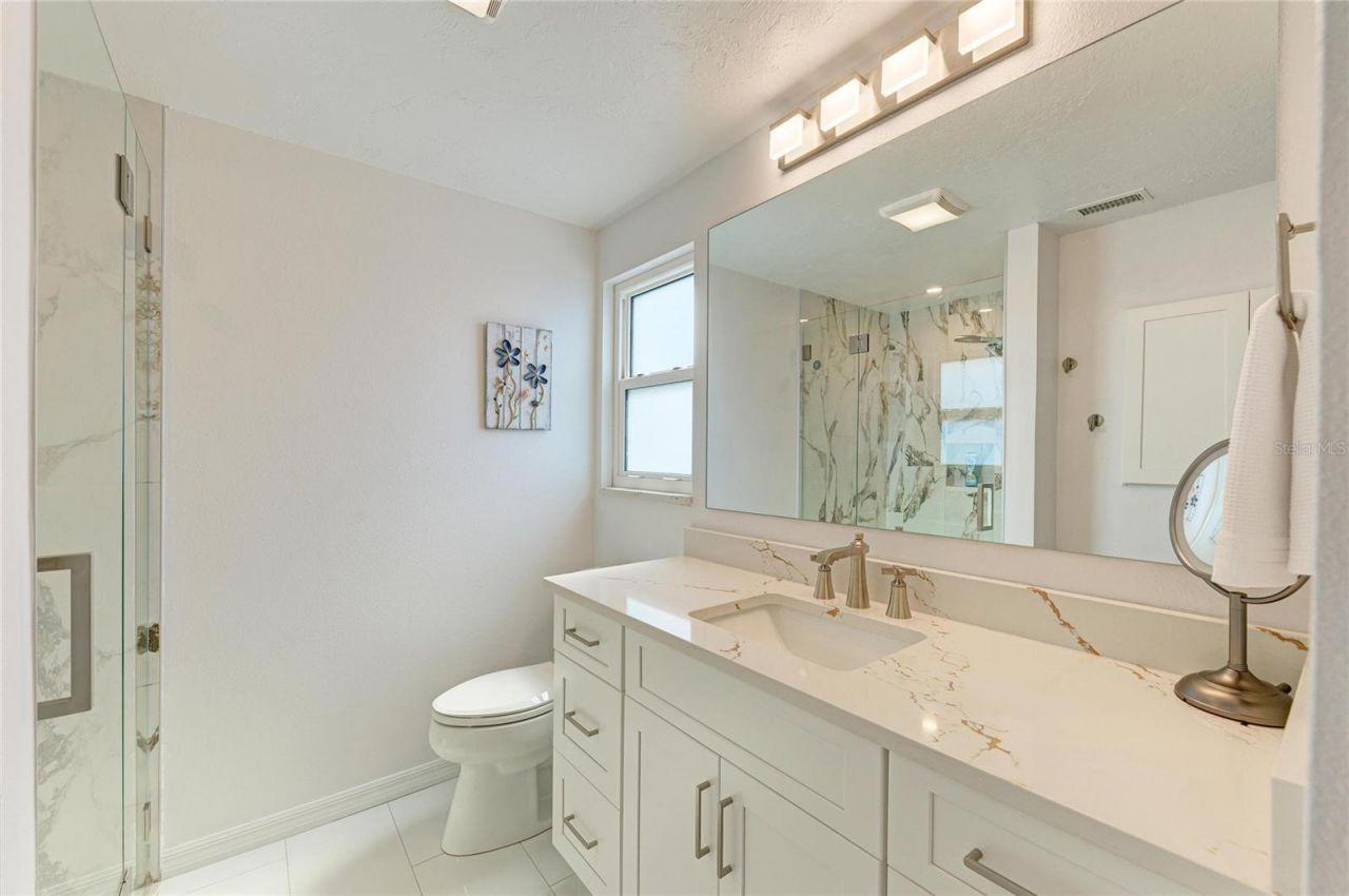 9907 Royal Palm Drive, Bradenton, FL 34210 Photo