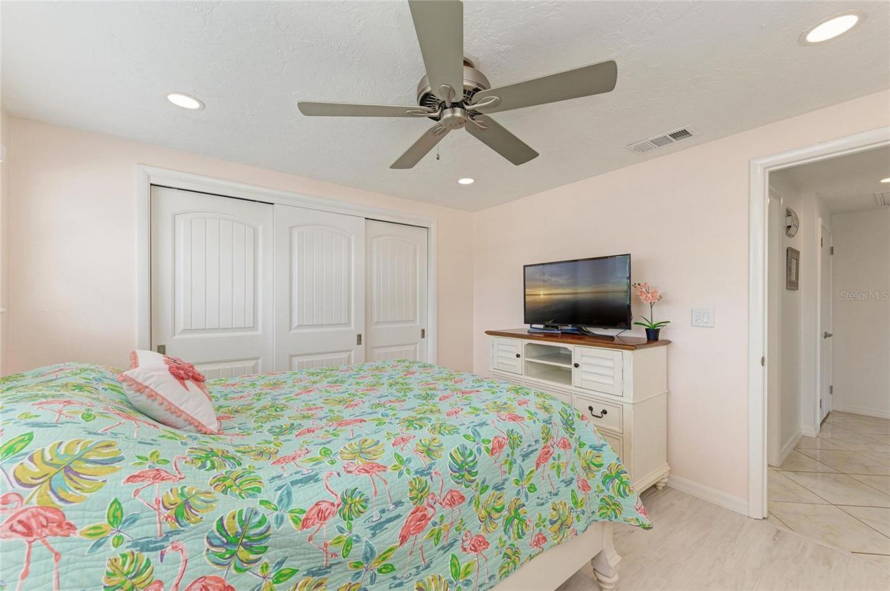 9907 Royal Palm Drive, Bradenton, FL 34210 Photo