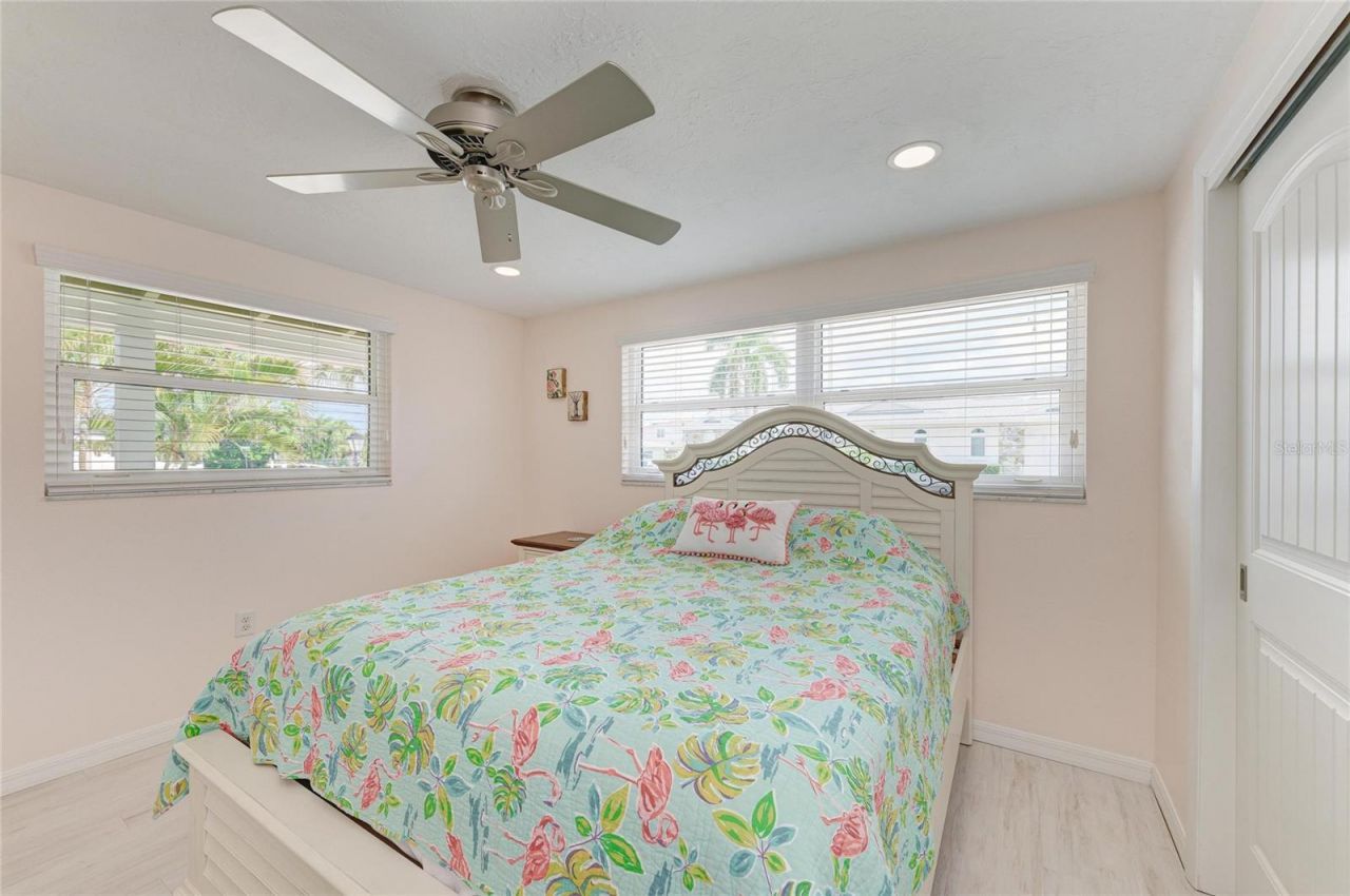9907 Royal Palm Drive, Bradenton, FL 34210 Photo