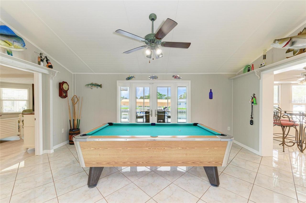 9907 Royal Palm Drive, Bradenton, FL 34210 Photo