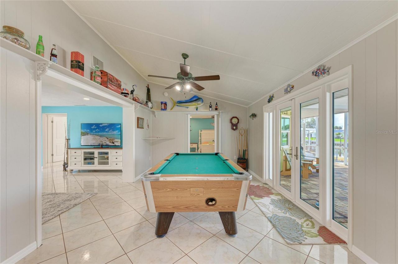 9907 Royal Palm Drive, Bradenton, FL 34210 Photo