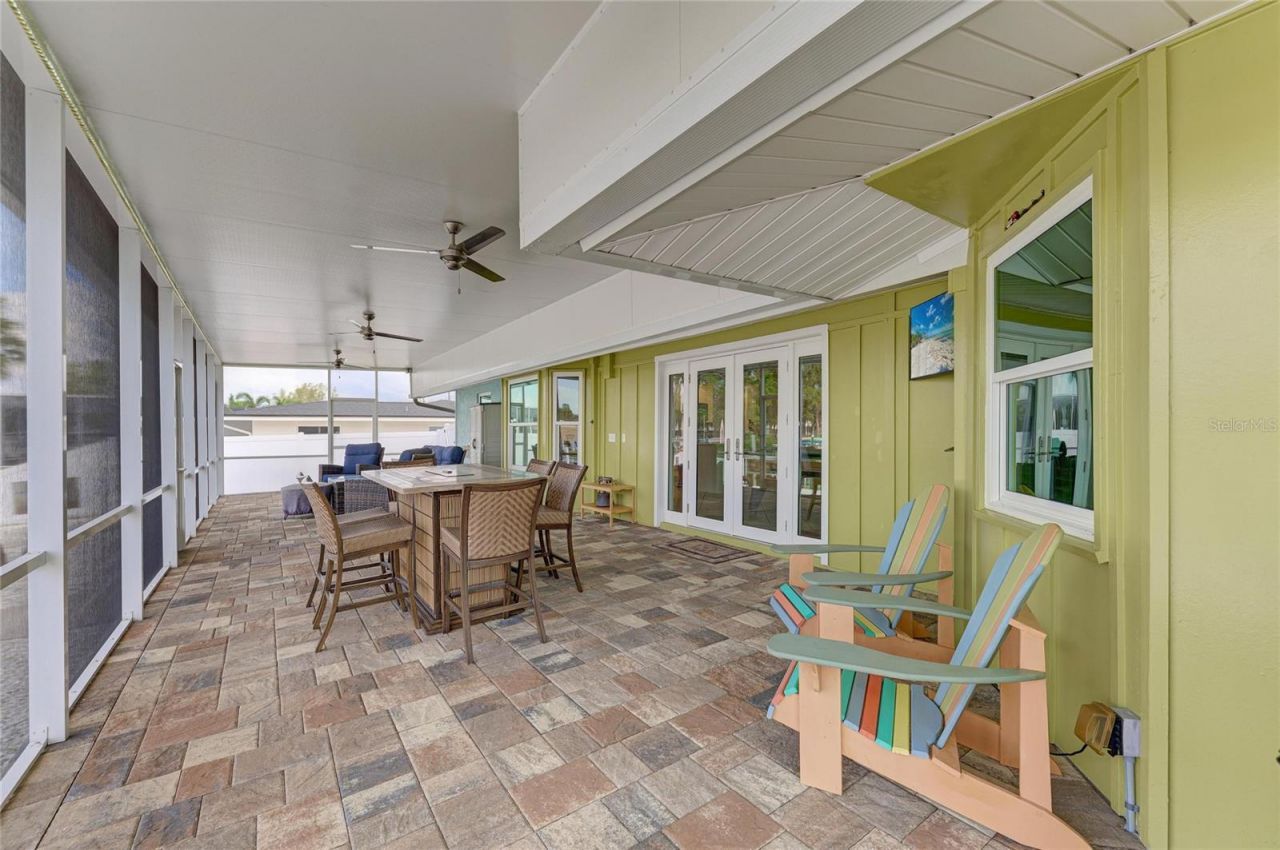 9907 Royal Palm Drive, Bradenton, FL 34210 Photo