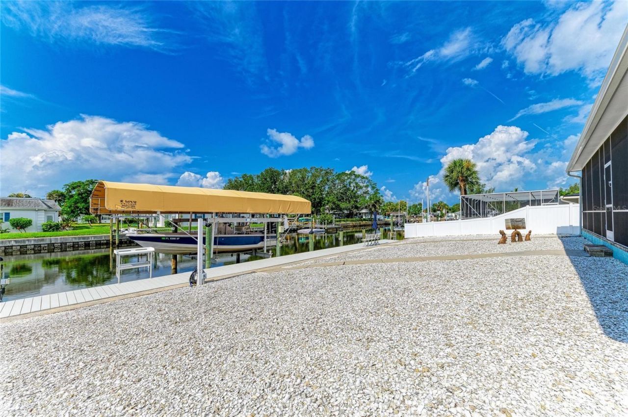 9907 Royal Palm Drive, Bradenton, FL 34210 Photo