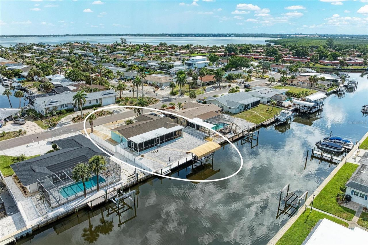 9907 Royal Palm Drive, Bradenton, FL 34210 Photo