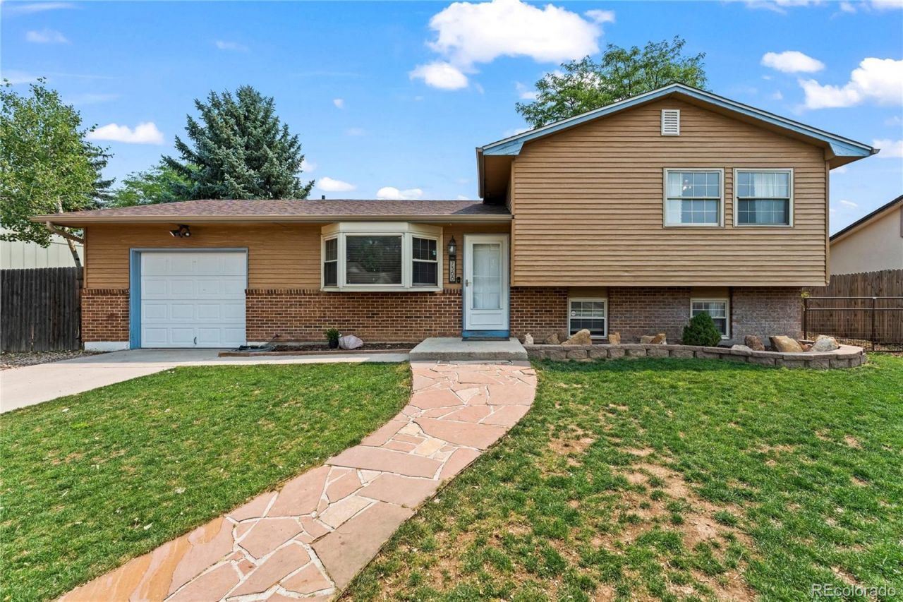 7368 Colonial Drive, Fountain, CO 80817 Main Photo