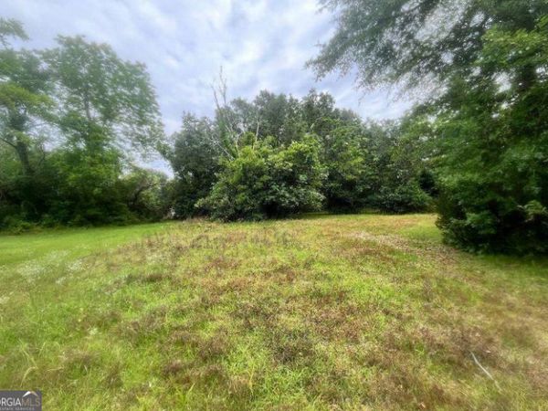 1318 E Roosevelt Avenue, Albany, GA 31705