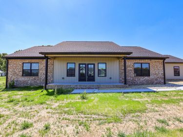 111 Ayly Estates Drive, Mayfield, KY 42066