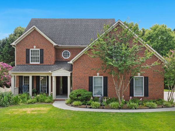 10422 Meadow Ridges Lane, Knoxville, TN 37922