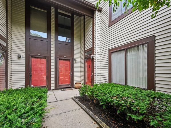 24225 Evergreen Road, Southfield, MI 48075